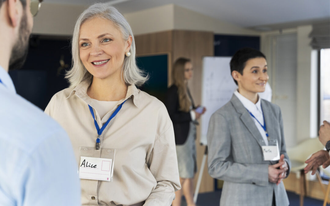 Selbstbewusste Person bei einer Networking-Veranstaltung